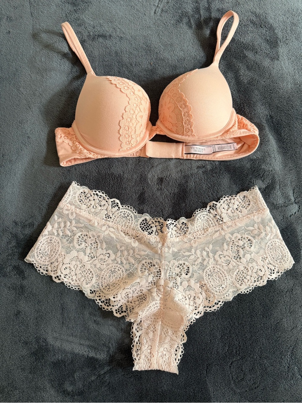 Victoria's Secret Perfect Shape Bra 34B , M Set